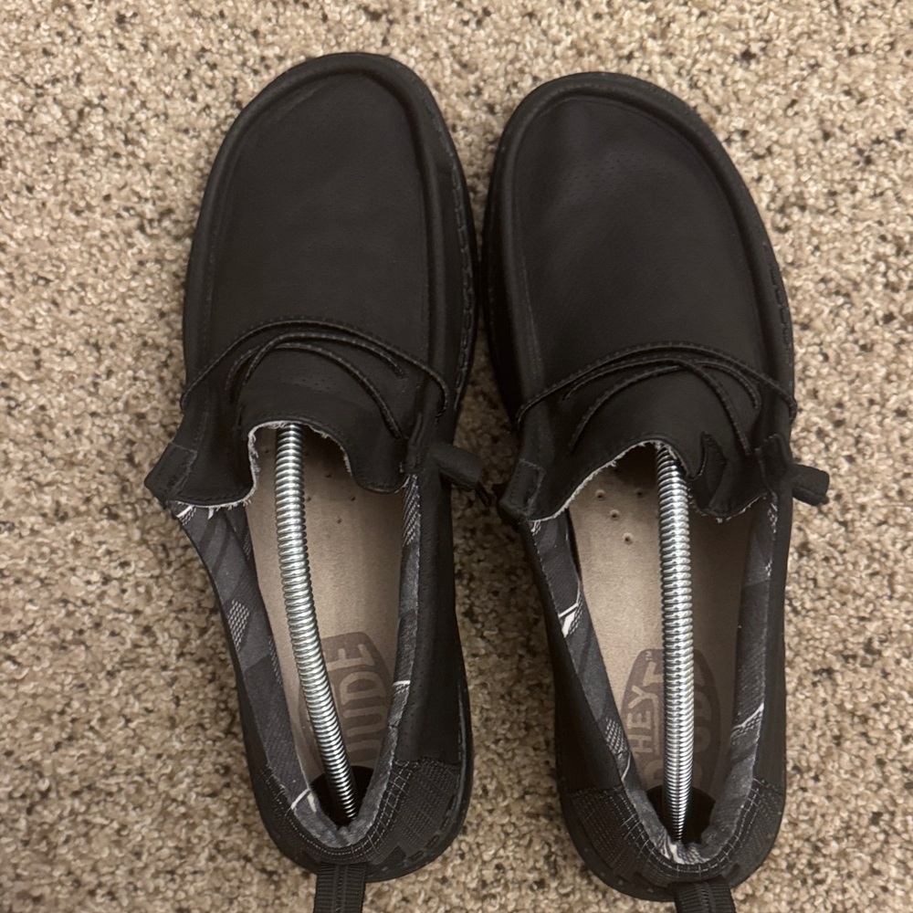Hey Dude Black Leather Slip-On Loafers - Picture 2 of 6